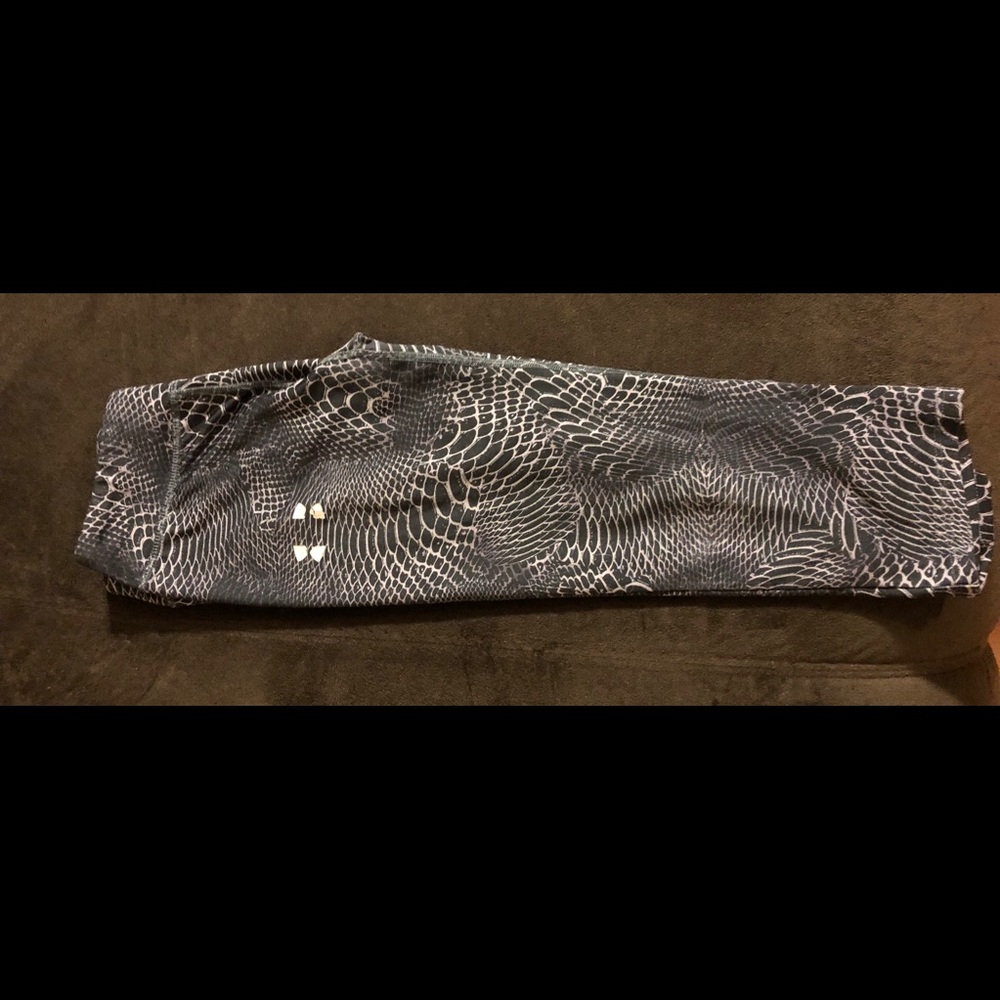 Under armour heat gear Capri leggings